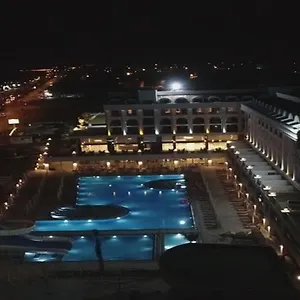 verificați disponibilitatea