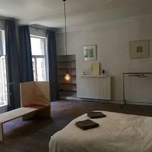 Apartamento Huize Maeterlinck Bélgica